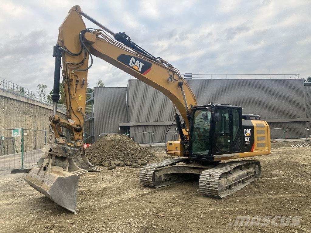 CAT 323 F L Raupenbagger
