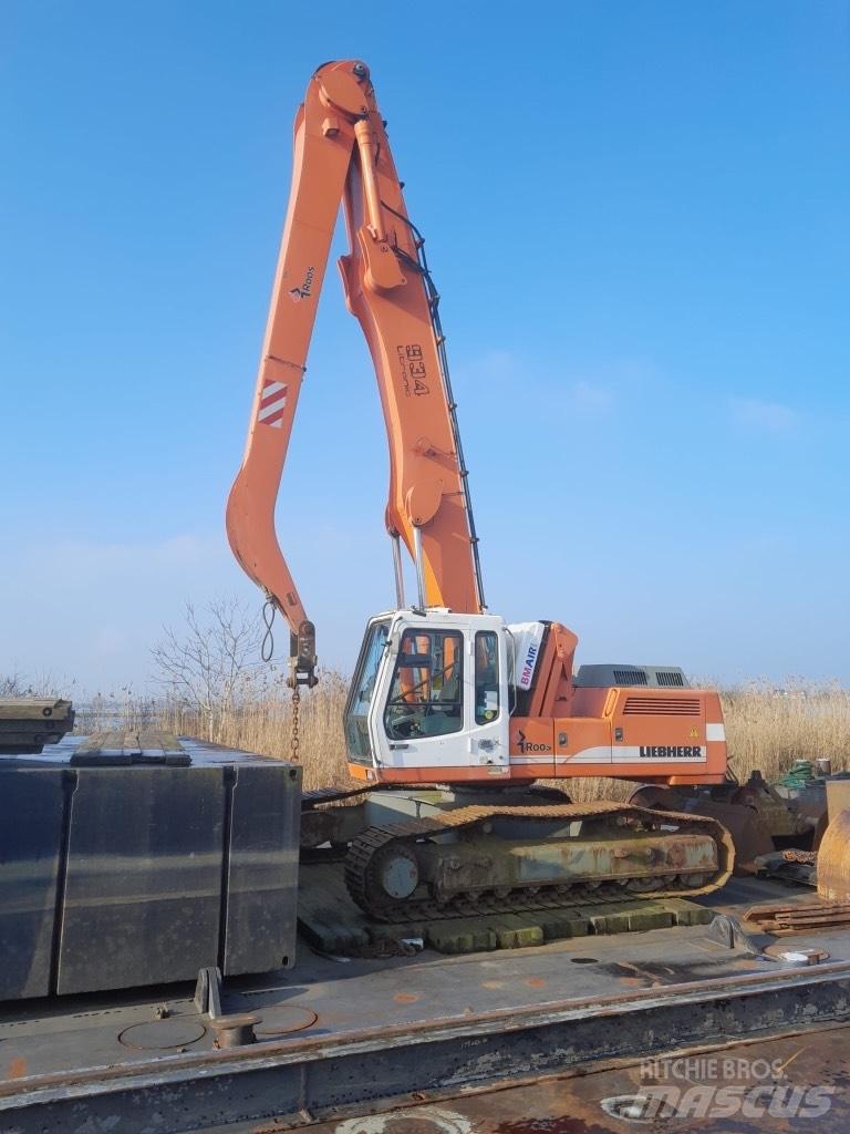 Liebherr R 934 B EW Materialumschlag