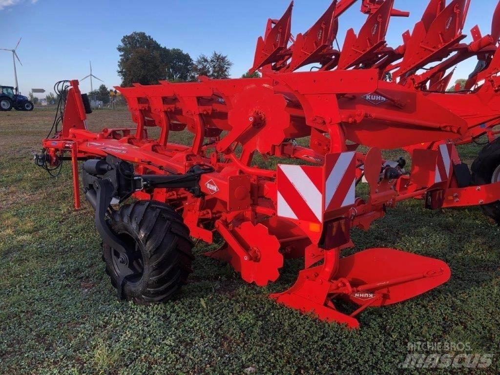 Kuhn VM 153 5 Pflüge