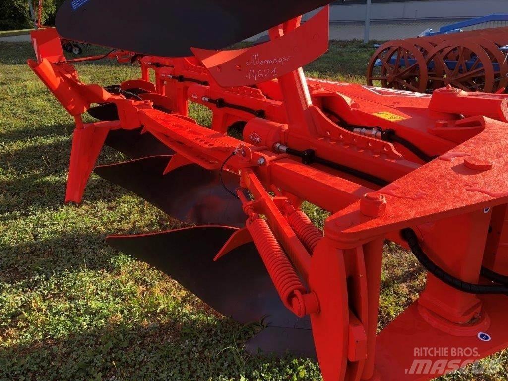 Kuhn VM 153 5 Pflüge