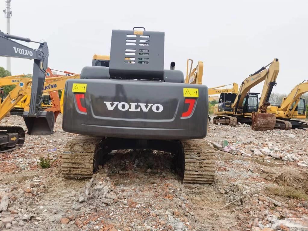 Volvo EC210D Raupenbagger