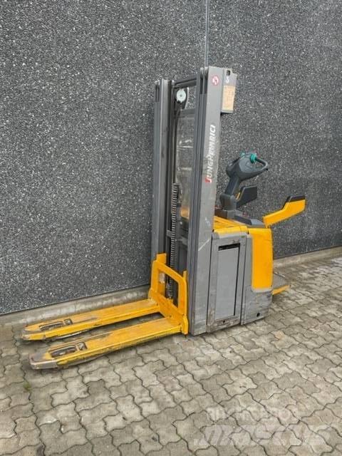 Jungheinrich ERC 216 Selbstfahrstapler