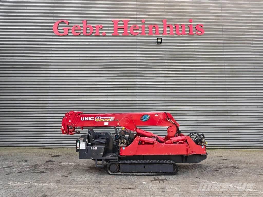 Unic URW 506 CDE Raupenkrane