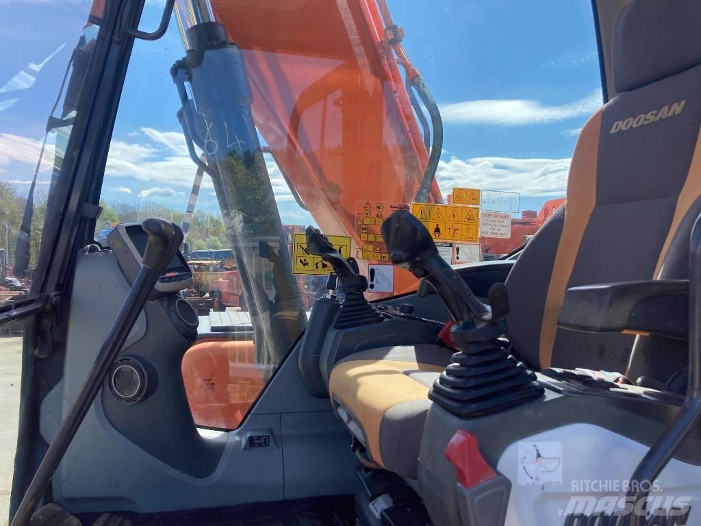 Doosan DX 140 LC-3 Raupenbagger