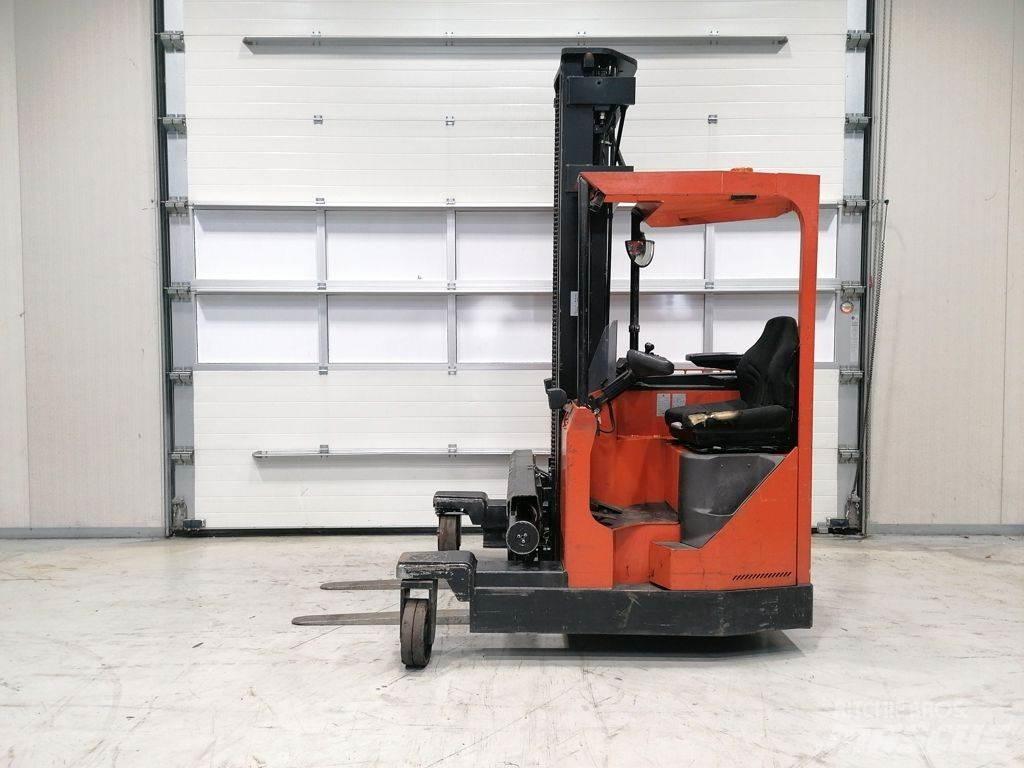 BT FRE270 Schubmaststapler