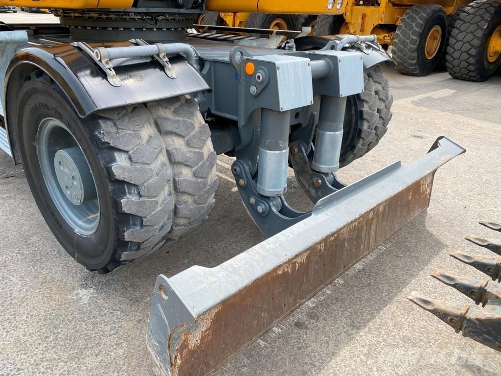 Liebherr A914 NVT Mobilbagger