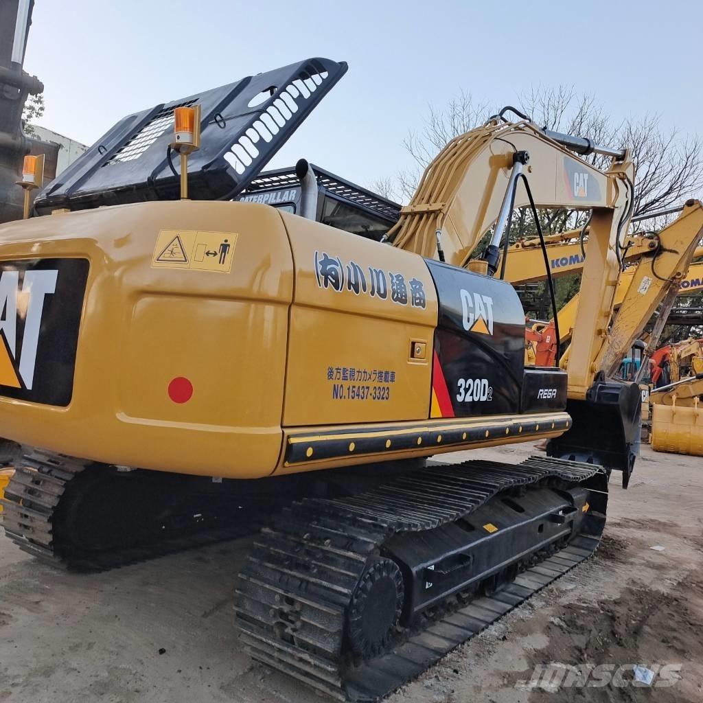 CAT 320 D2 L Mobilbagger