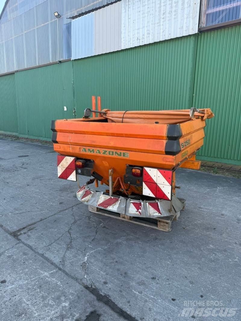 Amazone ZA XS Sand- und Salzstreuer