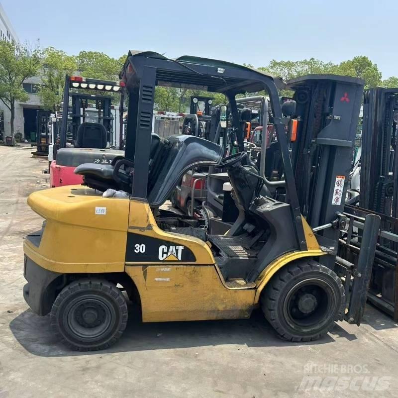 CAT 30 Dieselstapler