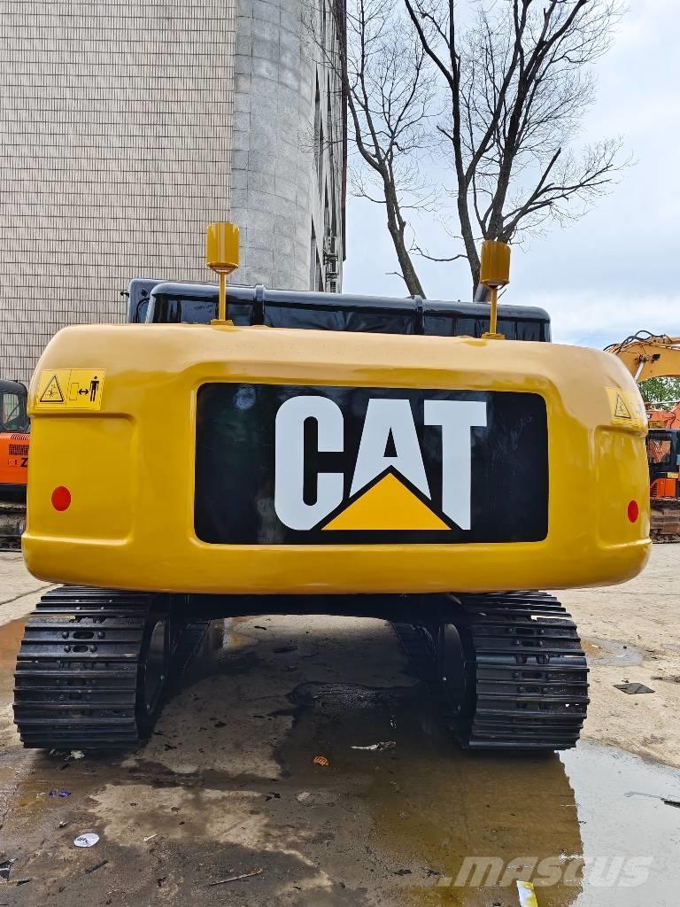 CAT 330D2L Raupenbagger