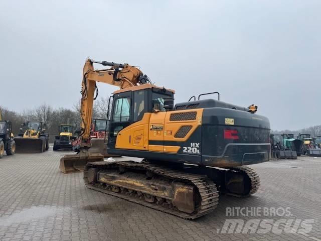 Hyundai HX 220 L Raupenbagger