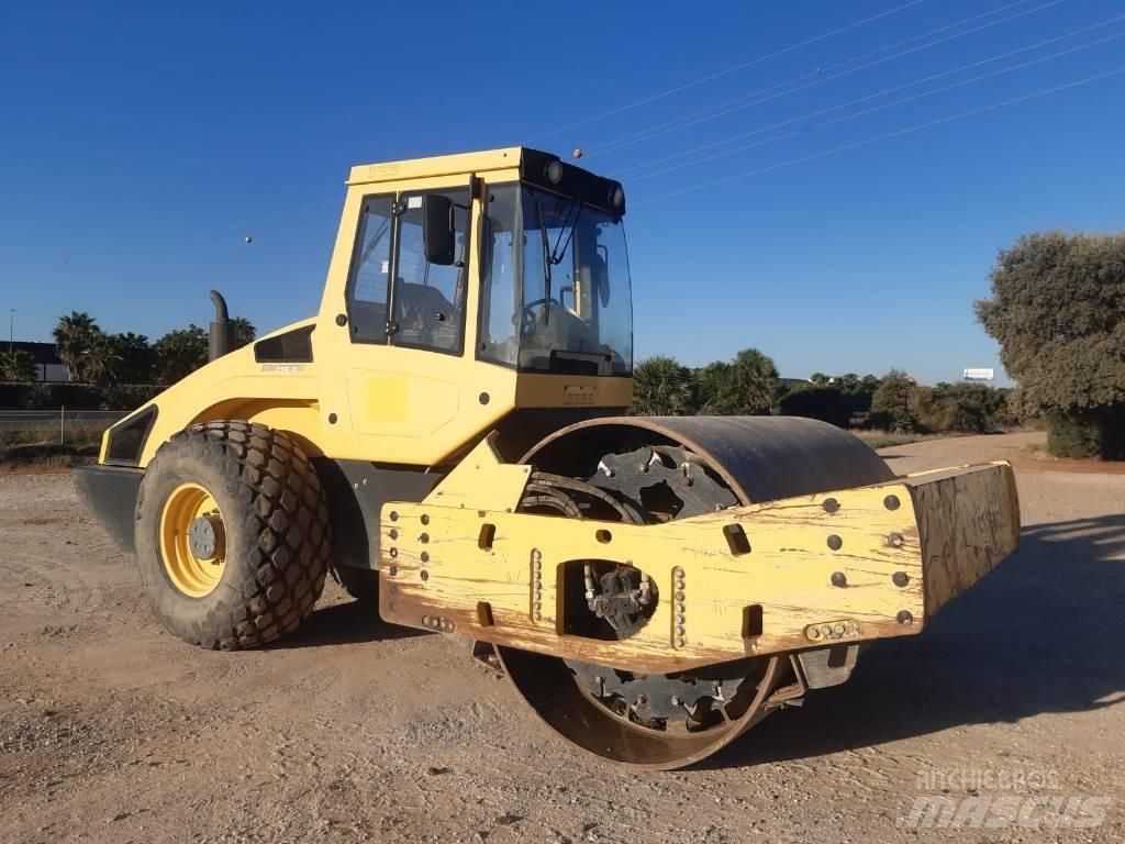 Bomag BW 216 D-4 Erdbauwalzen