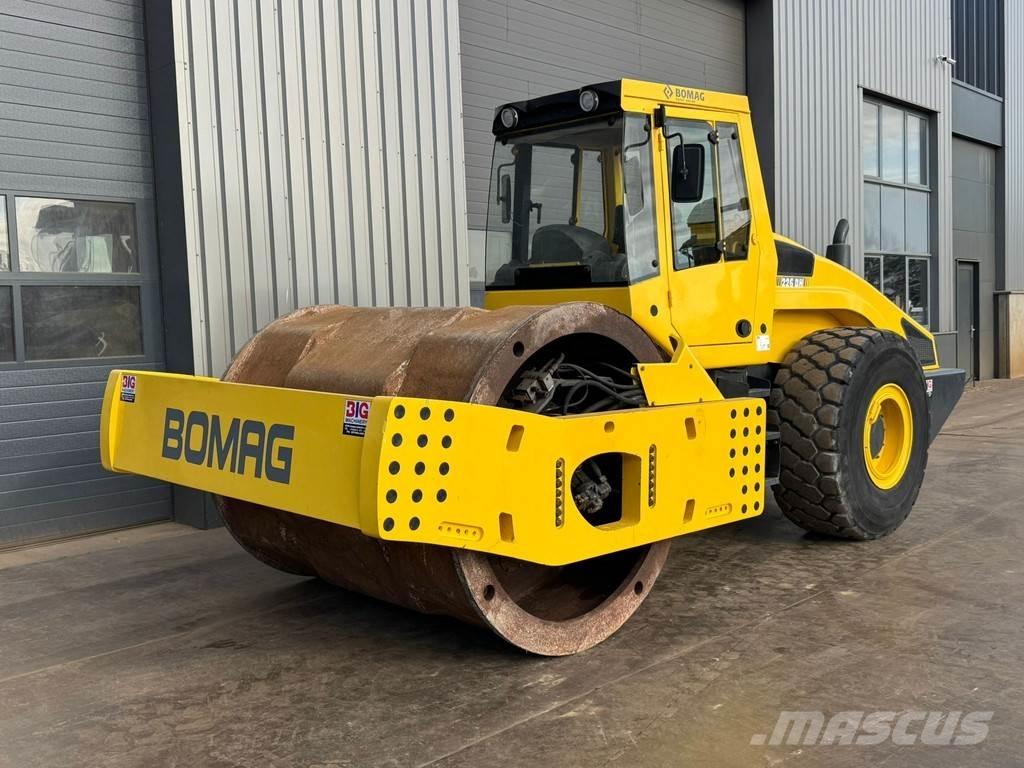 Bomag BW226 Walzenzüge