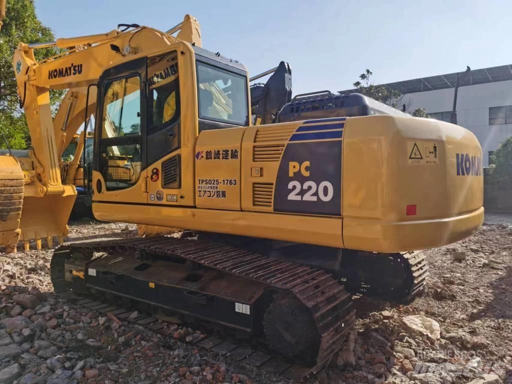 Komatsu PC 220-8 Raupenbagger