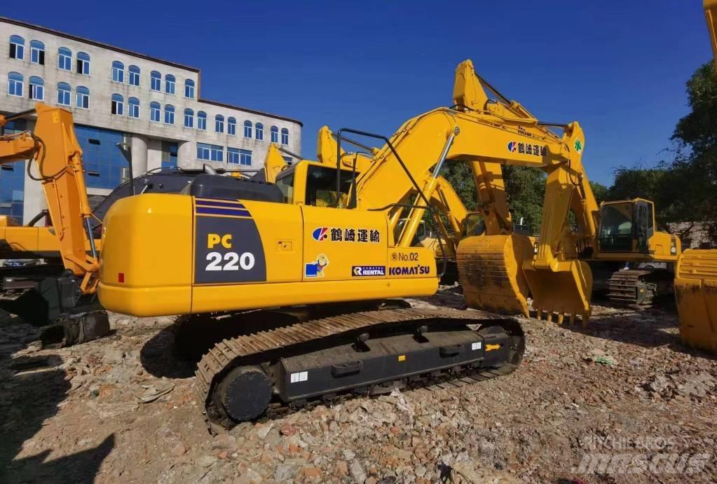 Komatsu PC 220-8 Raupenbagger