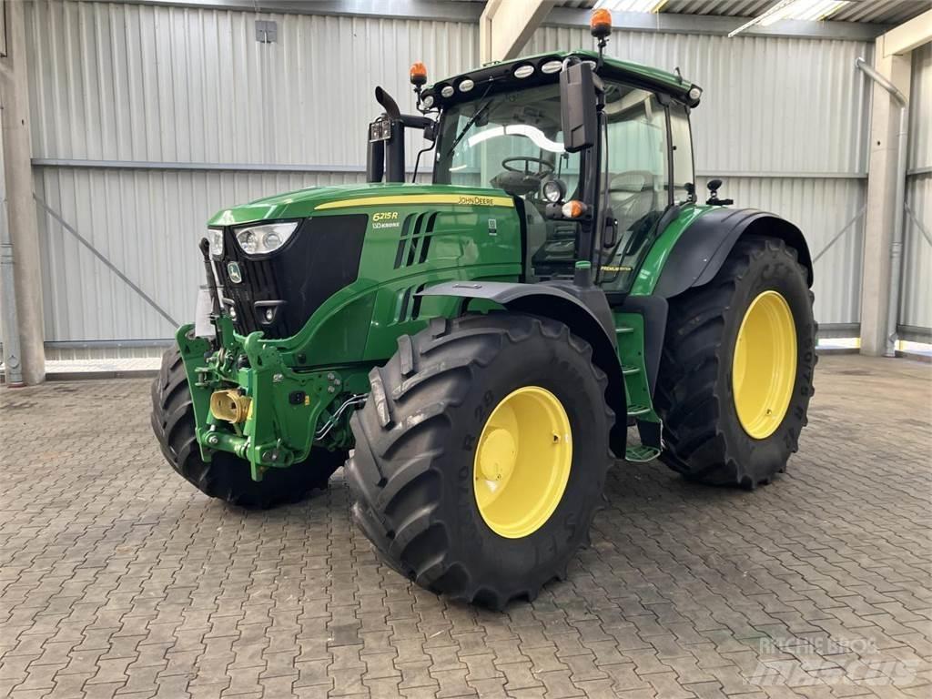 John Deere 6215R Traktoren