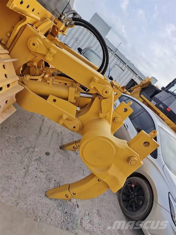 Shantui SD 16 Bulldozer