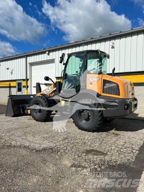 CASE 321F Radlader