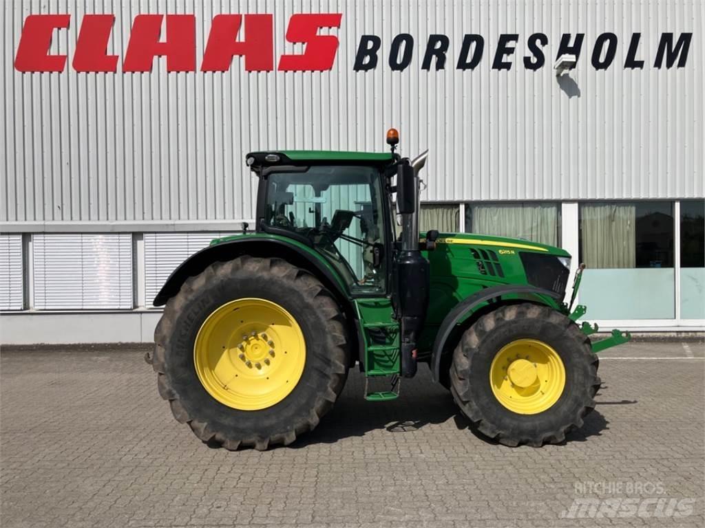 John Deere 6215 R Traktoren