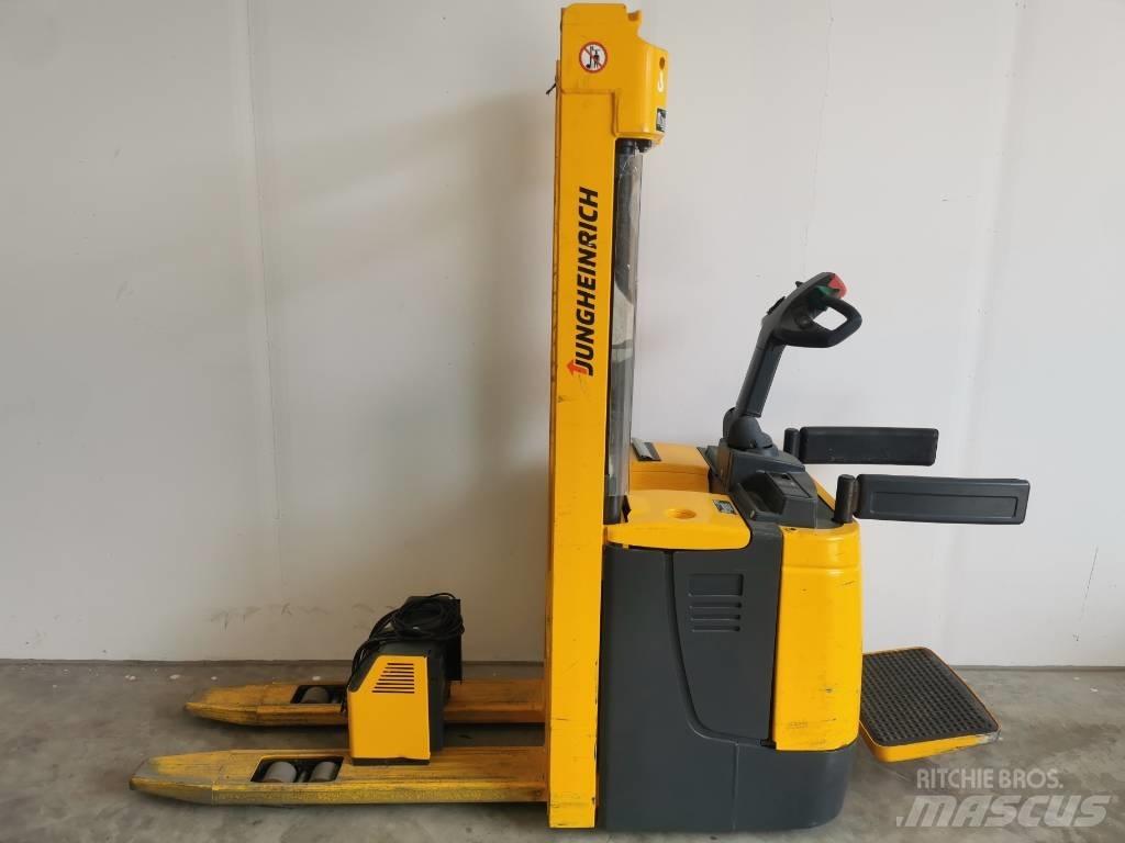 Jungheinrich ERC 214 Selbstfahrstapler