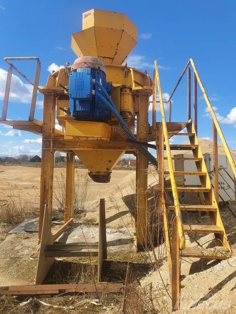 SBM V8 Pulverisierer