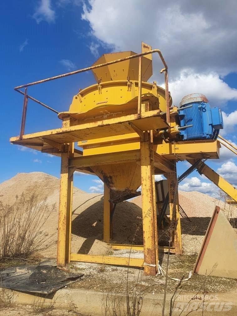 SBM V8 Pulverisierer