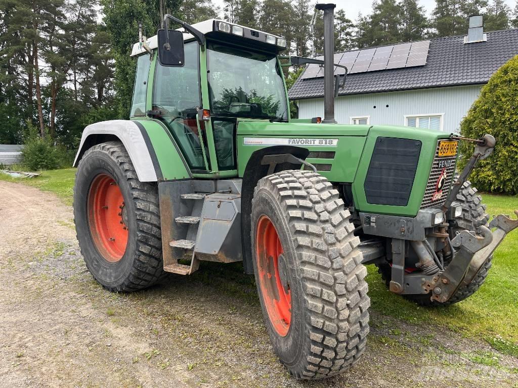 Fendt 818-4 Traktoren