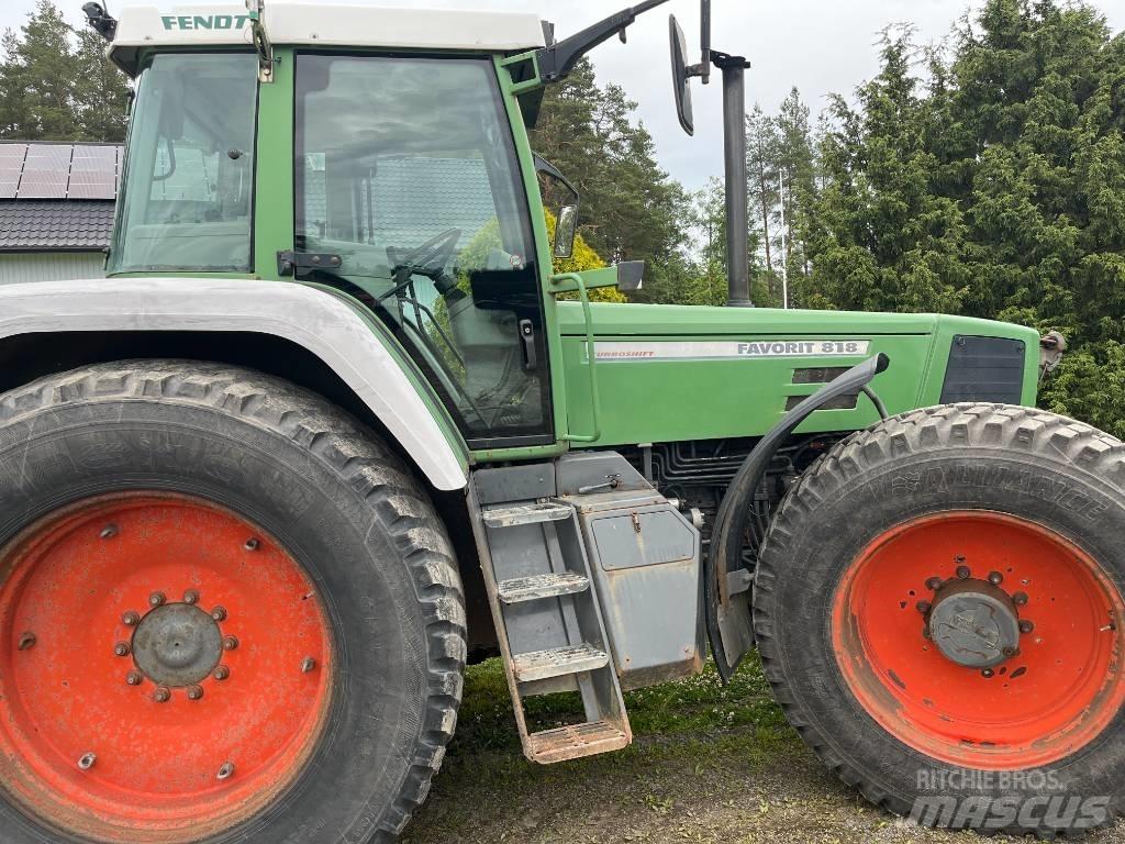 Fendt 818-4 Traktoren
