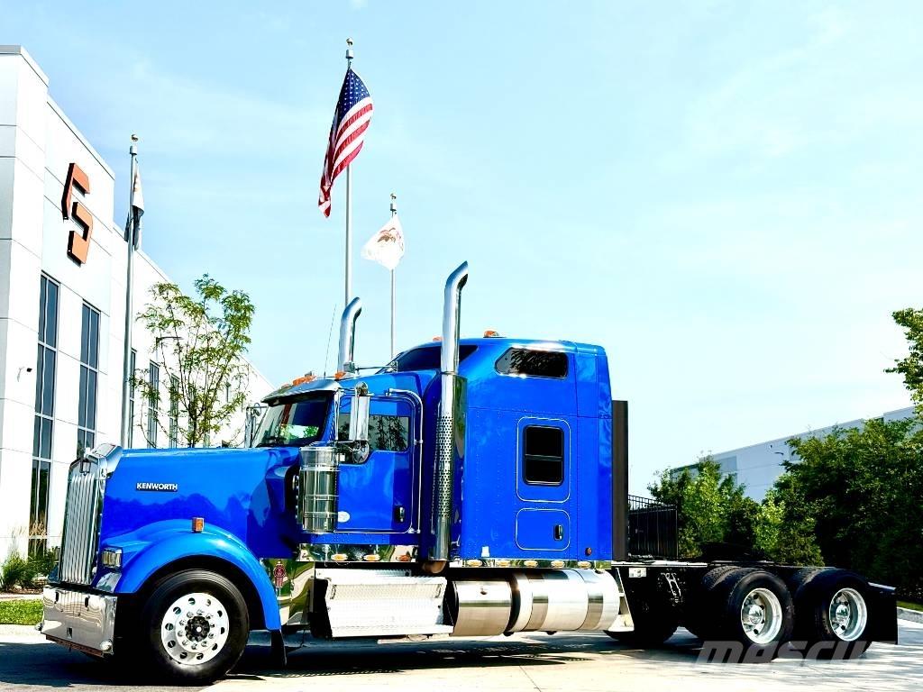 Kenworth W 900 Sattelzugmaschinen