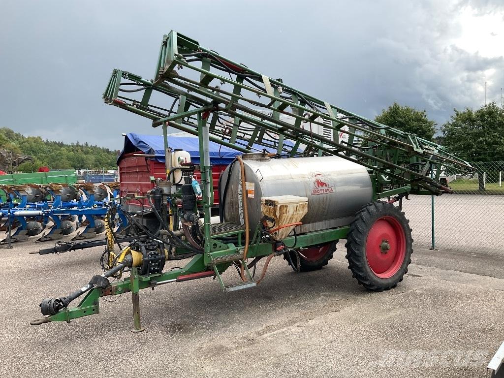 Moteska 2500 Anhängespritzen