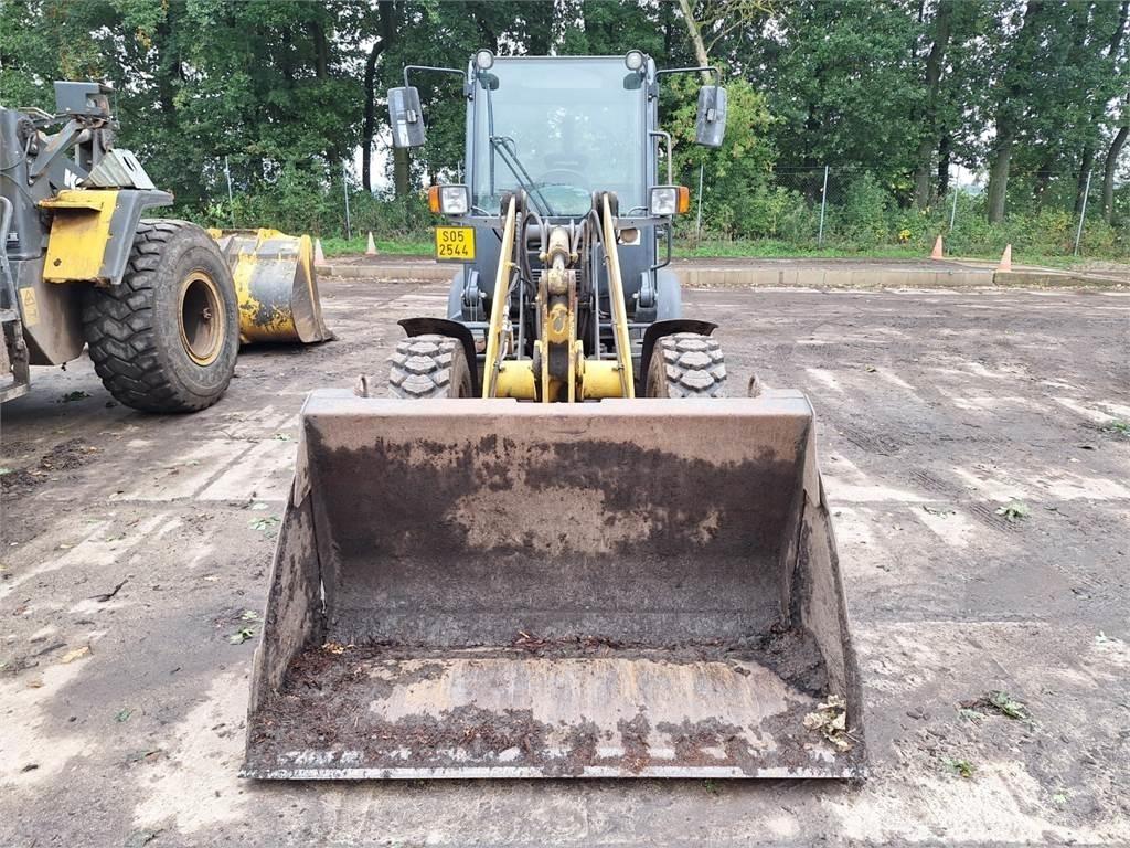 Komatsu WA 70 4X4 Sonstige Baumaschinen