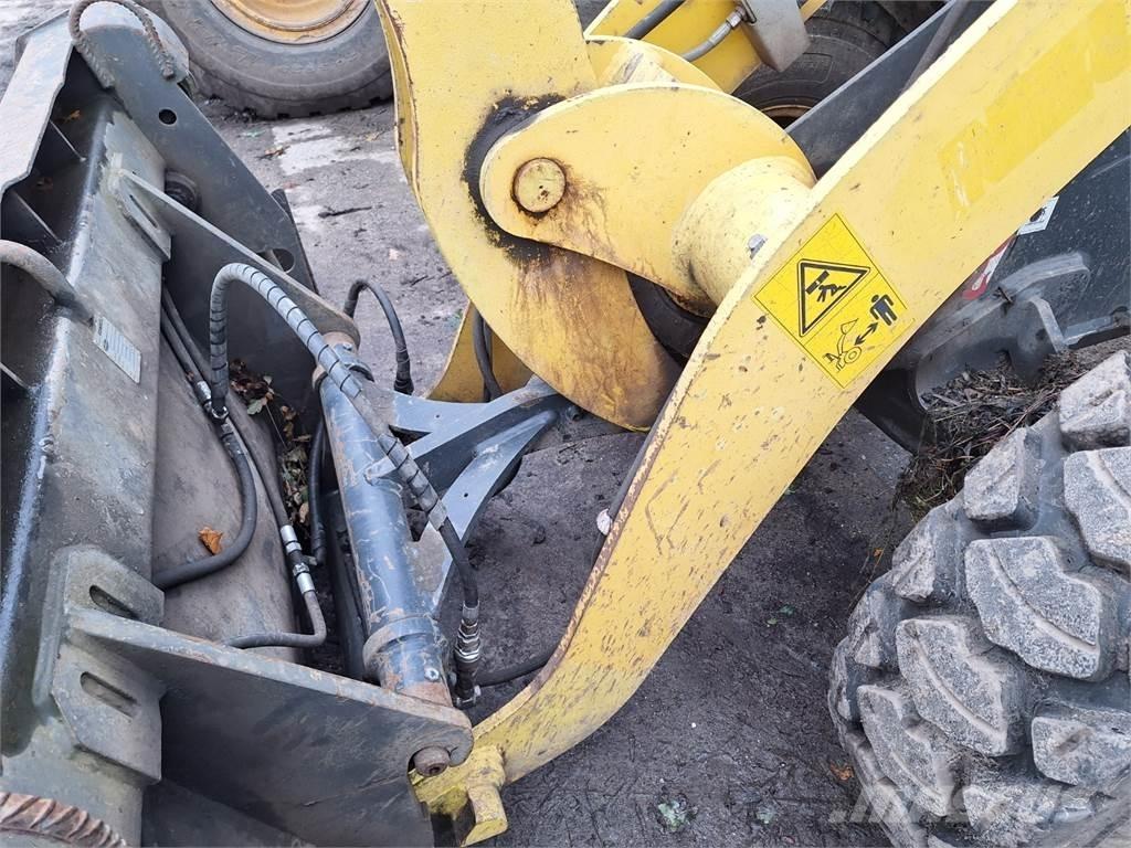 Komatsu WA 70 4X4 Sonstige Baumaschinen