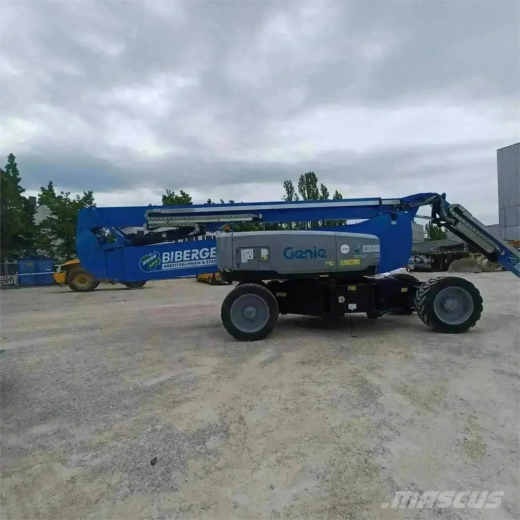 Genie ZX 135 Gelenkteleskoparbeitsbühnen