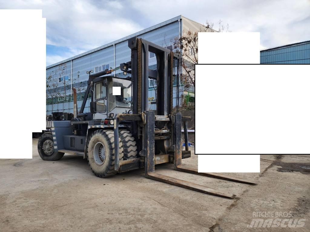 Kalmar DCE 330-12 Dieselstapler