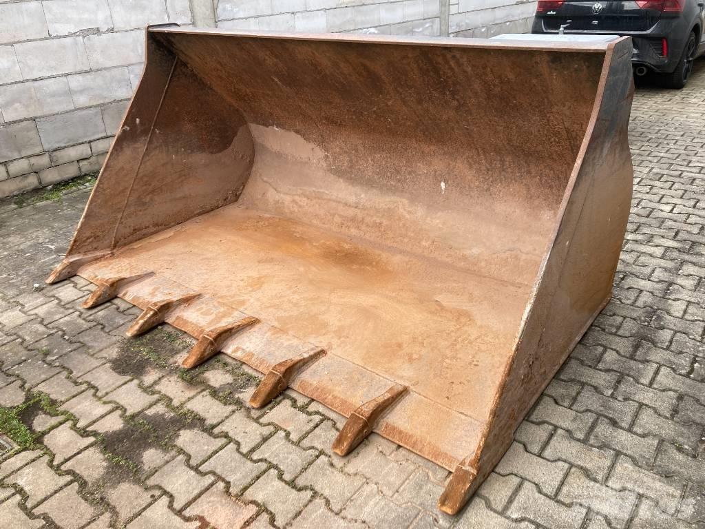 Volvo L70 / L90 Schaufeln