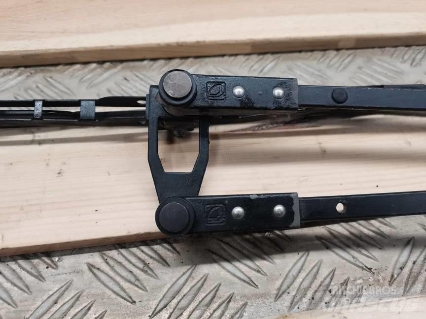 Manitou MLT .... wiper Kabinen