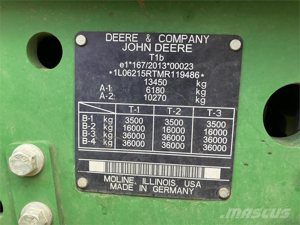 John Deere 6215R Traktoren