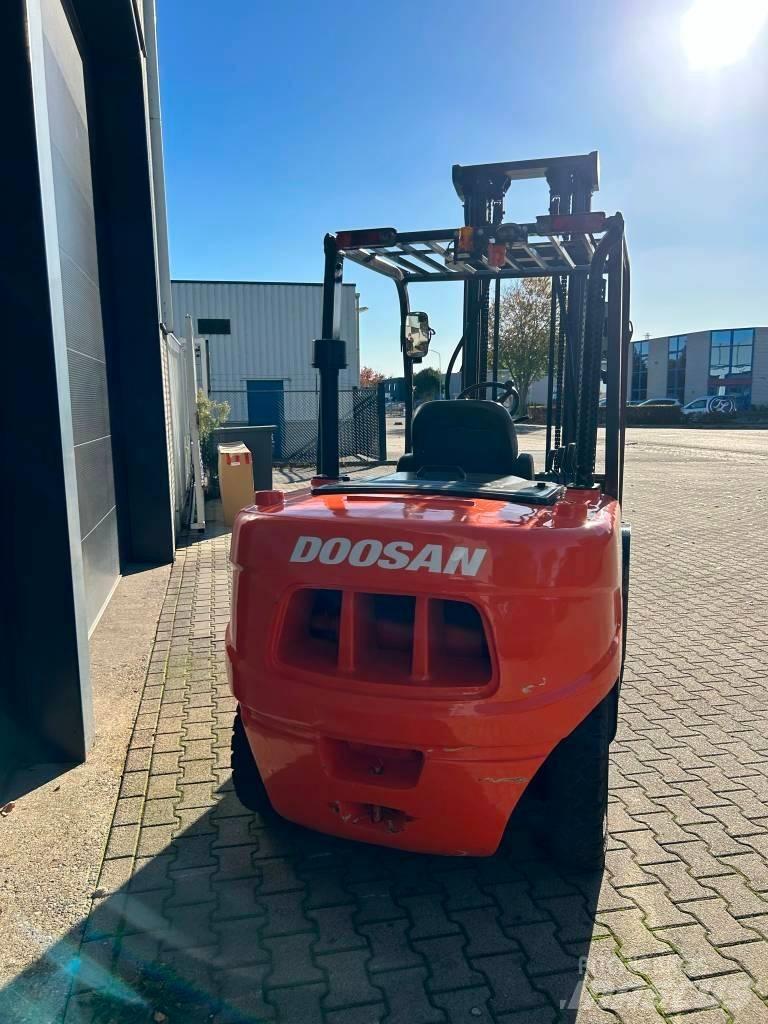 Doosan D50C-5 Dieselstapler