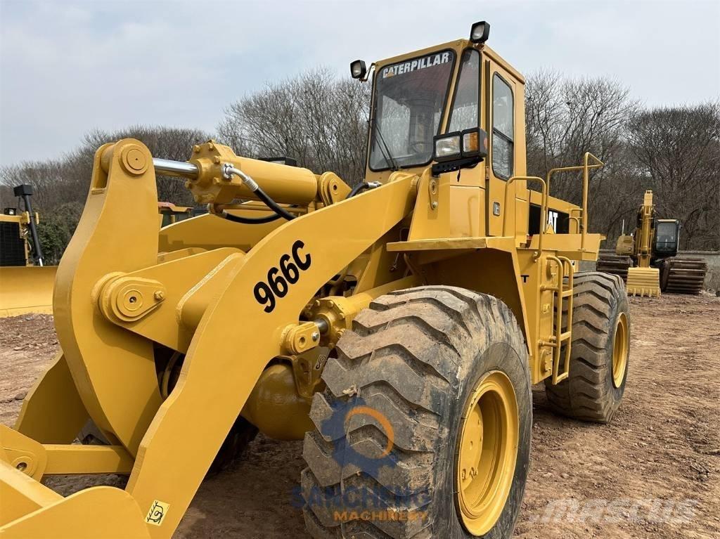 CAT 966C Radlader