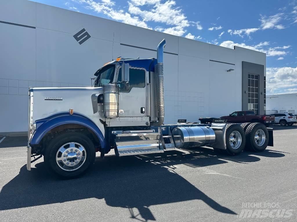 Kenworth W 900 Sattelzugmaschinen