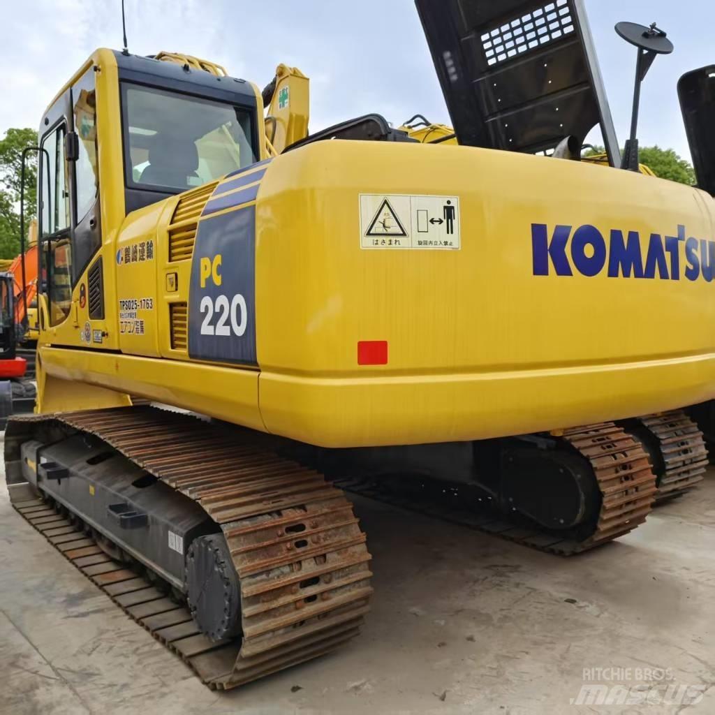 Komatsu PC 220-8 Raupenbagger