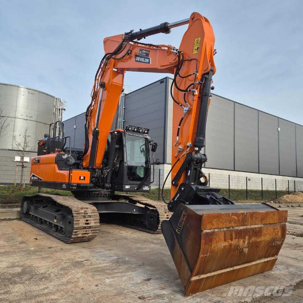 Doosan DX235LC-7 Raupenbagger