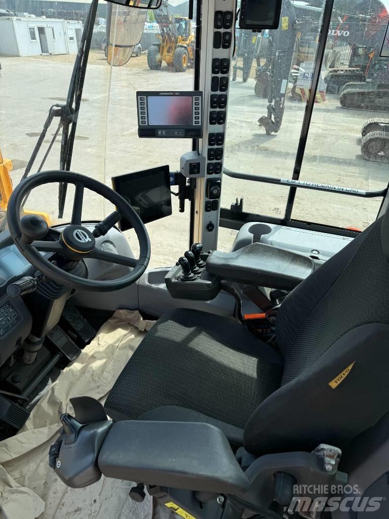 Volvo L 220 H Radlader