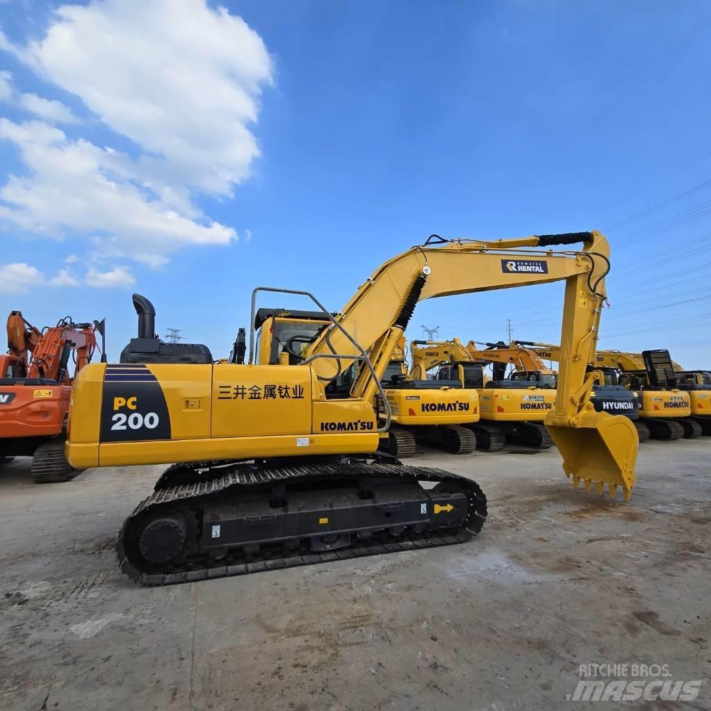 Komatsu PC 200-8 Raupenbagger