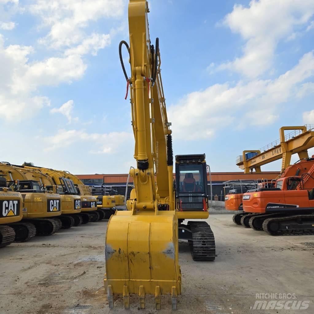 Komatsu PC 200-8 Raupenbagger