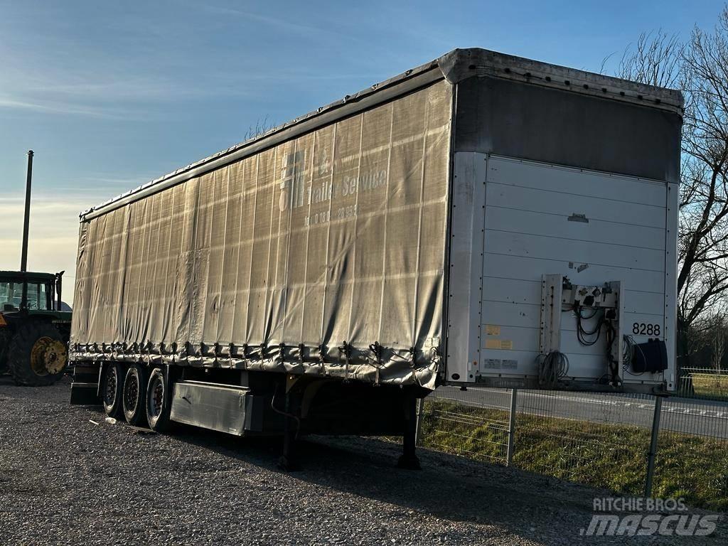 Schmitz SCS 24 L Curtainsideranhänger