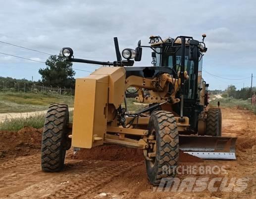 CAT 140 M Grader