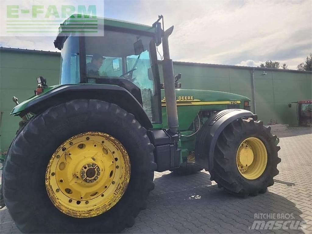 John Deere 8310 Traktoren