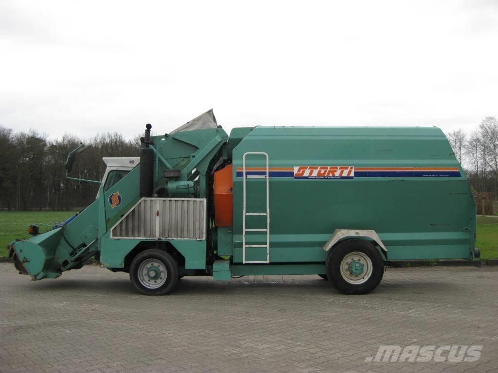 Storti Bulldog Futtermischwagen