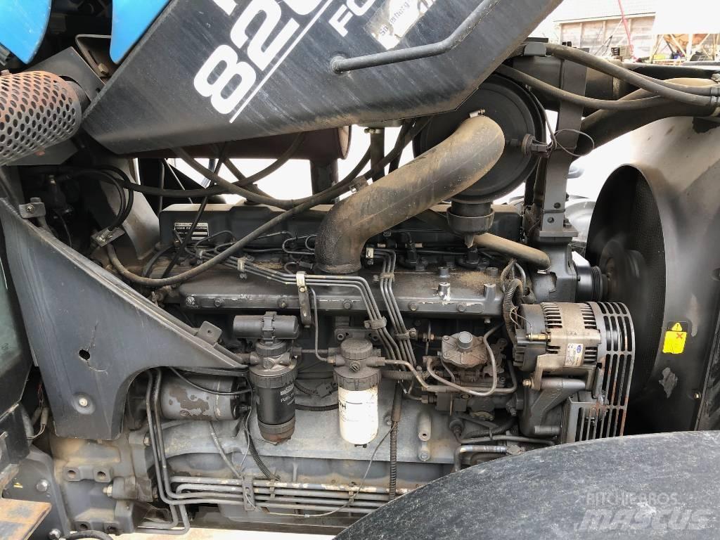 New Holland 8260 Traktoren